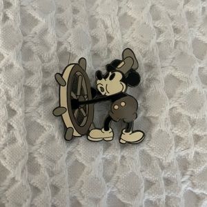 Disney Lanyard Pin | Steamboat Willie